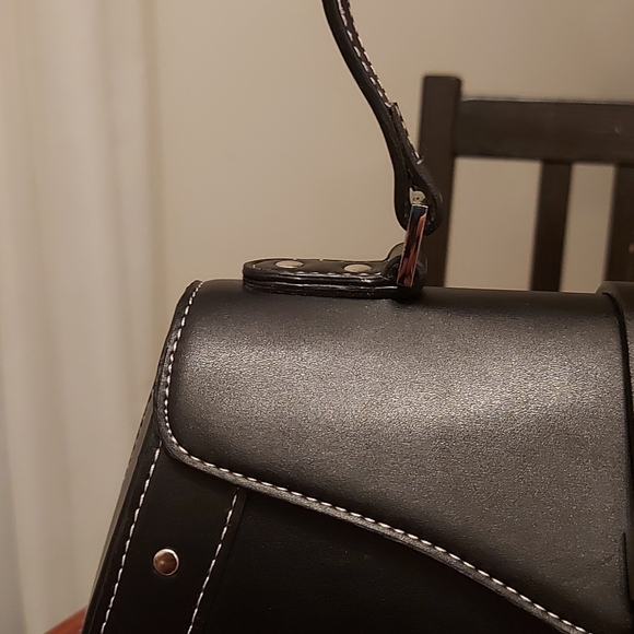 Jeannie Lottie structured mini handbag - Picture 5 of 10